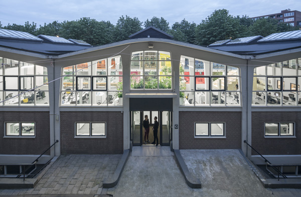 ��� MVRDV ���� ������ Het Industriegebouw, �����: Ossip van Duivenbode