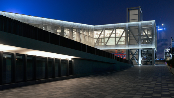 מראה המבנה מבחוץ. Image courtesy OMA