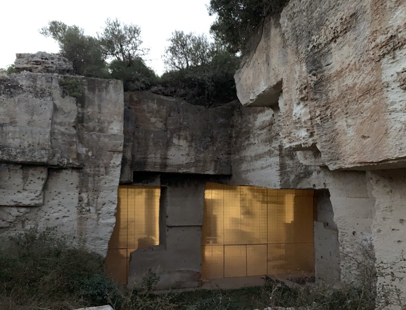 מבט מחוץ,Ca
