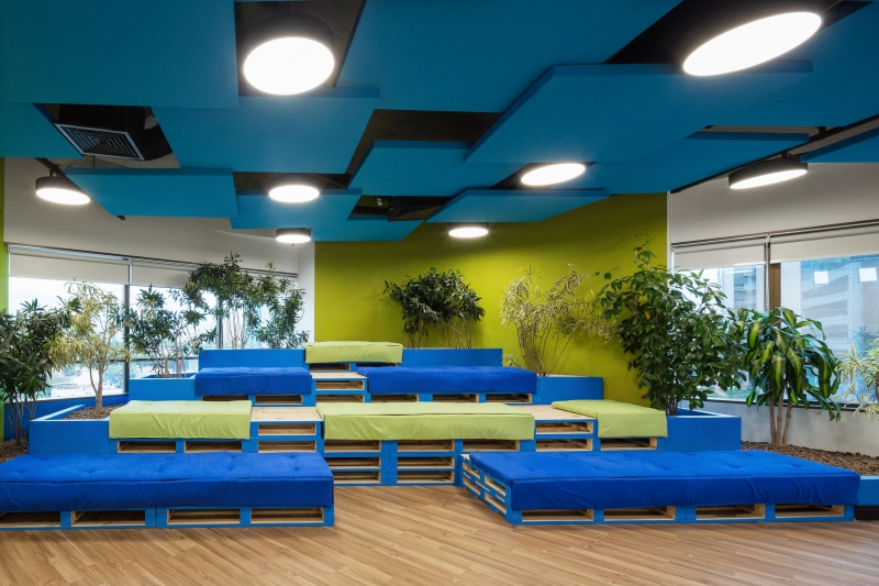 Studio BR Arquitetura ,Chep Logistics. Photo Credit: Andr&eacute; Scarpa