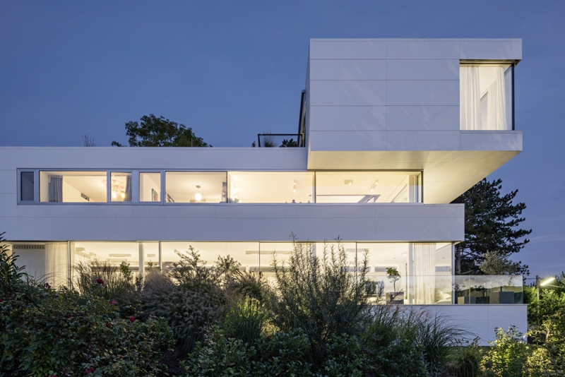  House Rock,Photo Credit: Hertha Hurnaus