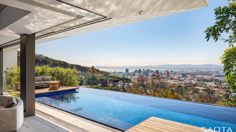 Saota Kloof House Photo Credit: Adam Letch & Micky Hoyle