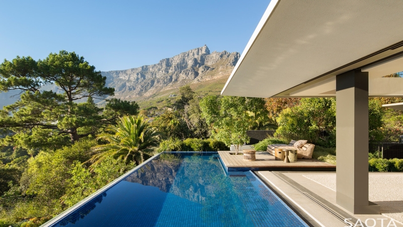 Saota Kloof House Photo Credit: Adam Letch & Micky Hoyle