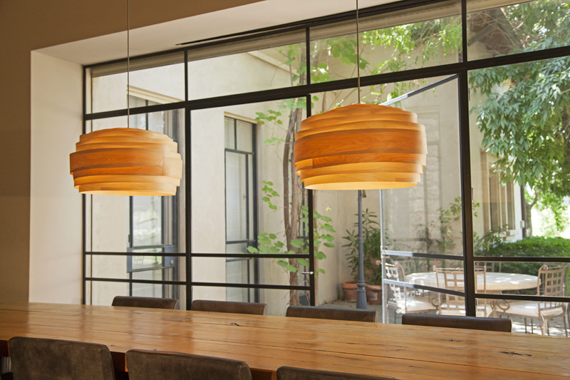 ראיון עם סטודיו ויהי - גופי תאורה מסדרת Light Cloud. צילום: מיכאל פיש.