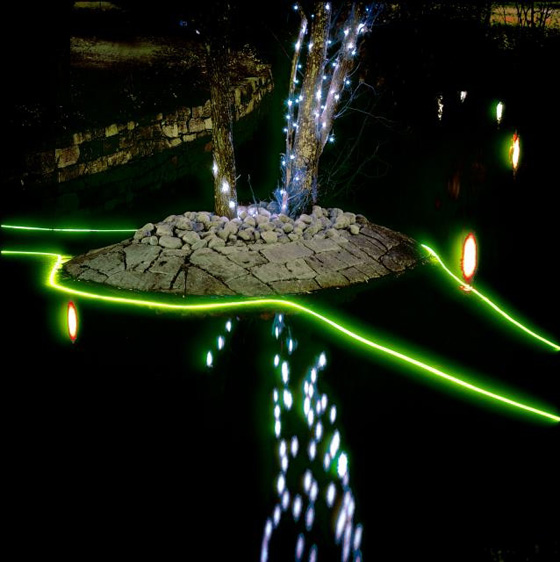 ���� ���� LIGHTS IN ALINGSAS �������� ��� ���� ������