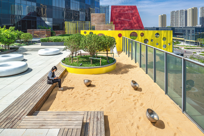 Rooftop Garden, by: Shuhe, Amey Kandalgaonkar